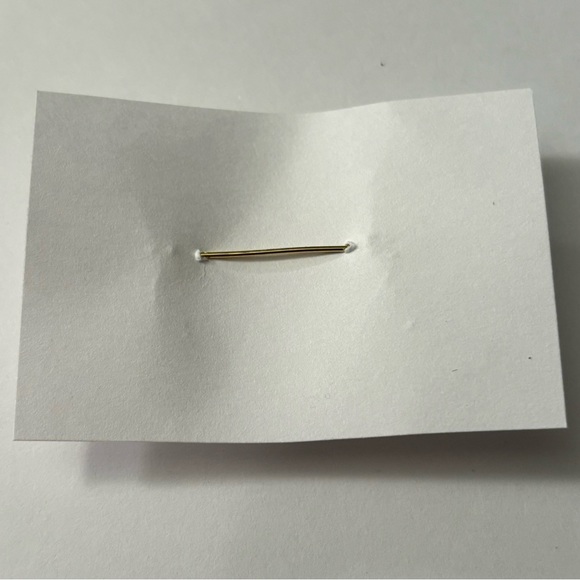 Vintage Red Enamel & Gold Tone Rhinestone Lips & Lipstick Statement Brooch Pin - Picture 3 of 5